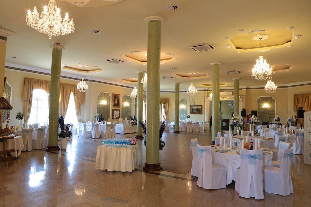 Готель Garden 3*