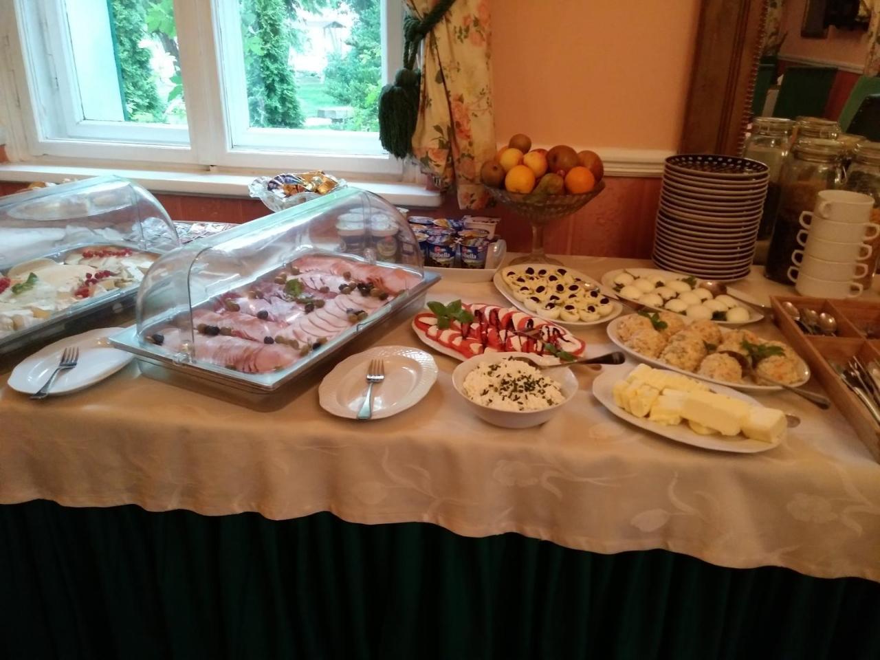 Garden Готель 3*